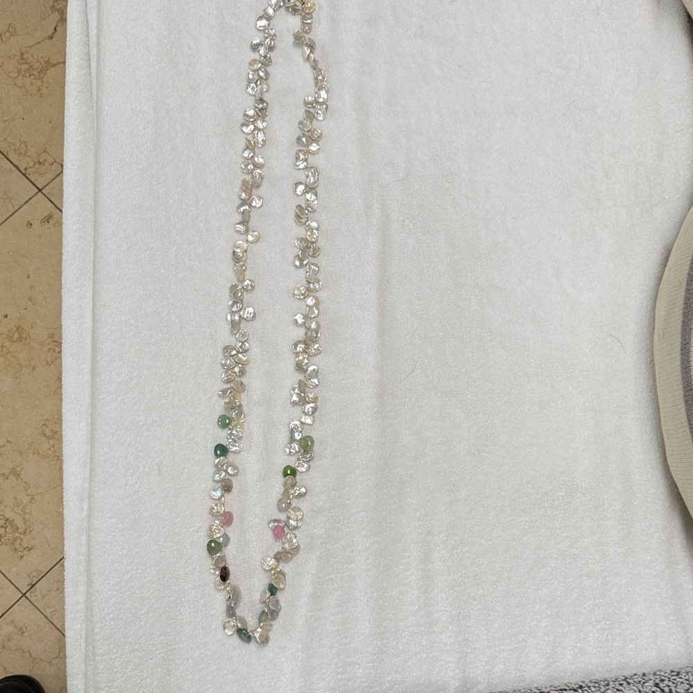 Elegant Multi-Color Pearl Necklace